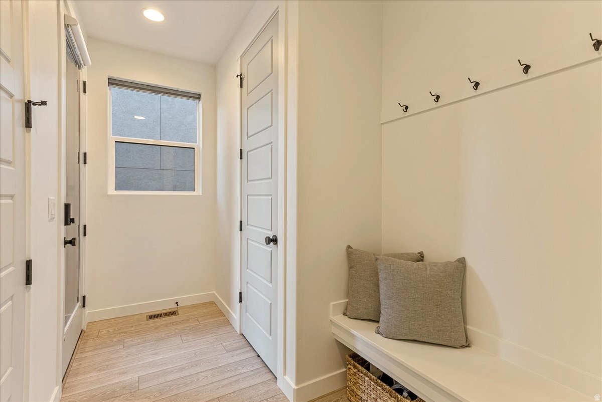 HOLBROOK FARMS PLAT - Residential