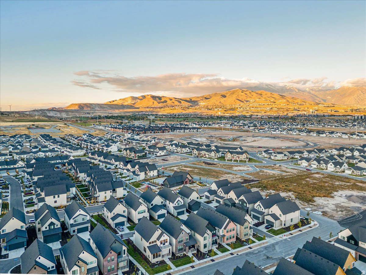 HOLBROOK FARMS PLAT - Residential