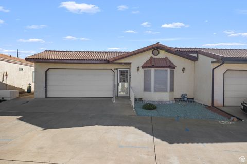 Photo of 1331 N DIXIE DOWNS RD #112, Saint George, UT 84770 (MLS # 2119526) Photo of 1331 N DIXIE DOWNS RD #112, Saint George, UT 84770 (MLS # 2119526)