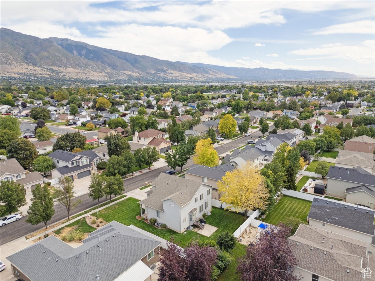 FOX POINTE - Residential