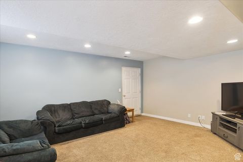 Tiny photo for 1424 S 400 E, Kaysville, UT 84037 (MLS # 2111346)
