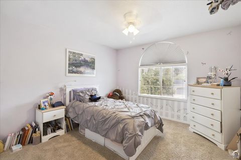 Tiny photo for 1424 S 400 E, Kaysville, UT 84037 (MLS # 2111346)