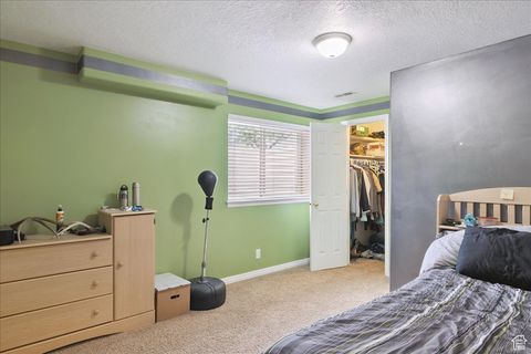 Tiny photo for 1424 S 400 E, Kaysville, UT 84037 (MLS # 2111346)
