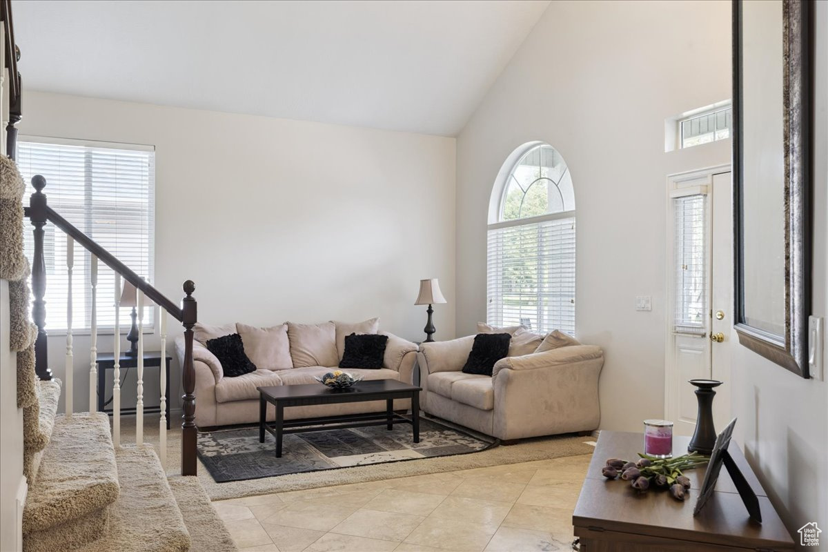 FOX POINTE - Residential
