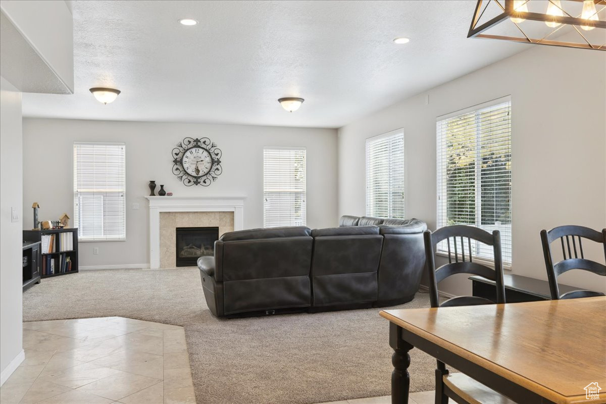 FOX POINTE - Residential