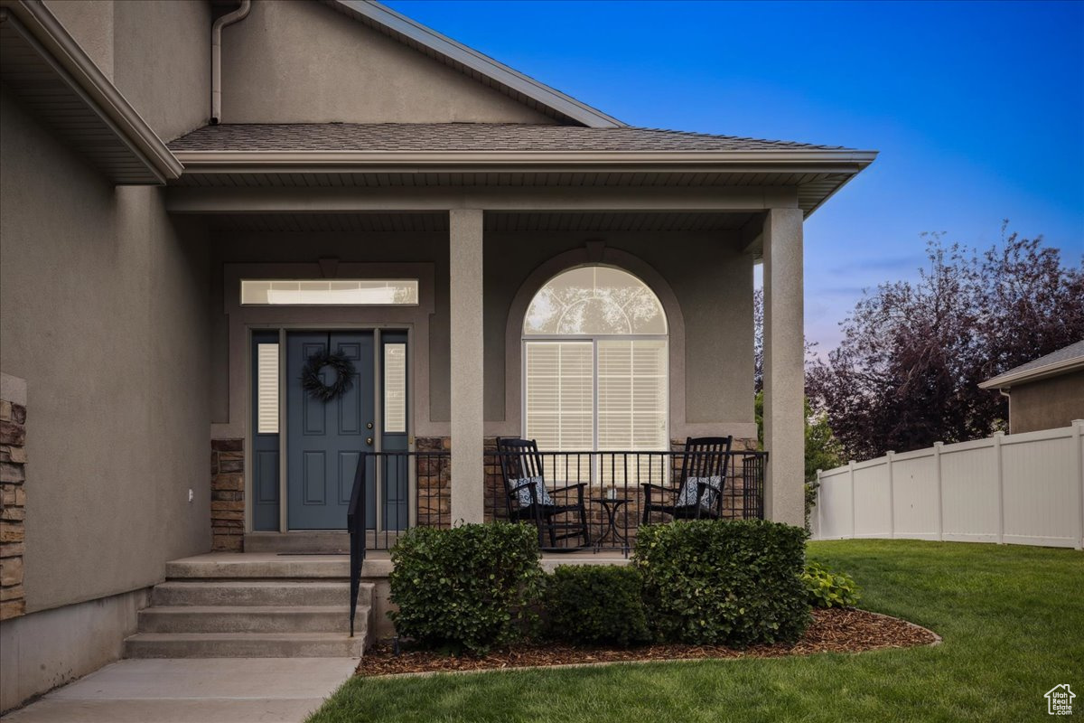 FOX POINTE - Residential