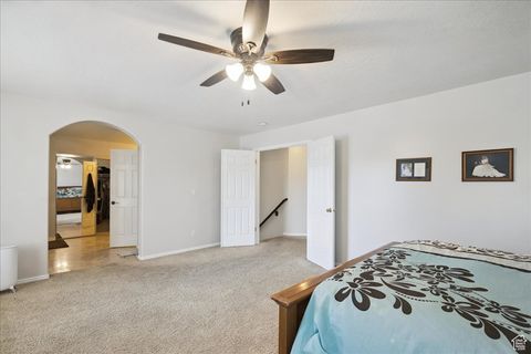 Tiny photo for 1424 S 400 E, Kaysville, UT 84037 (MLS # 2111346)