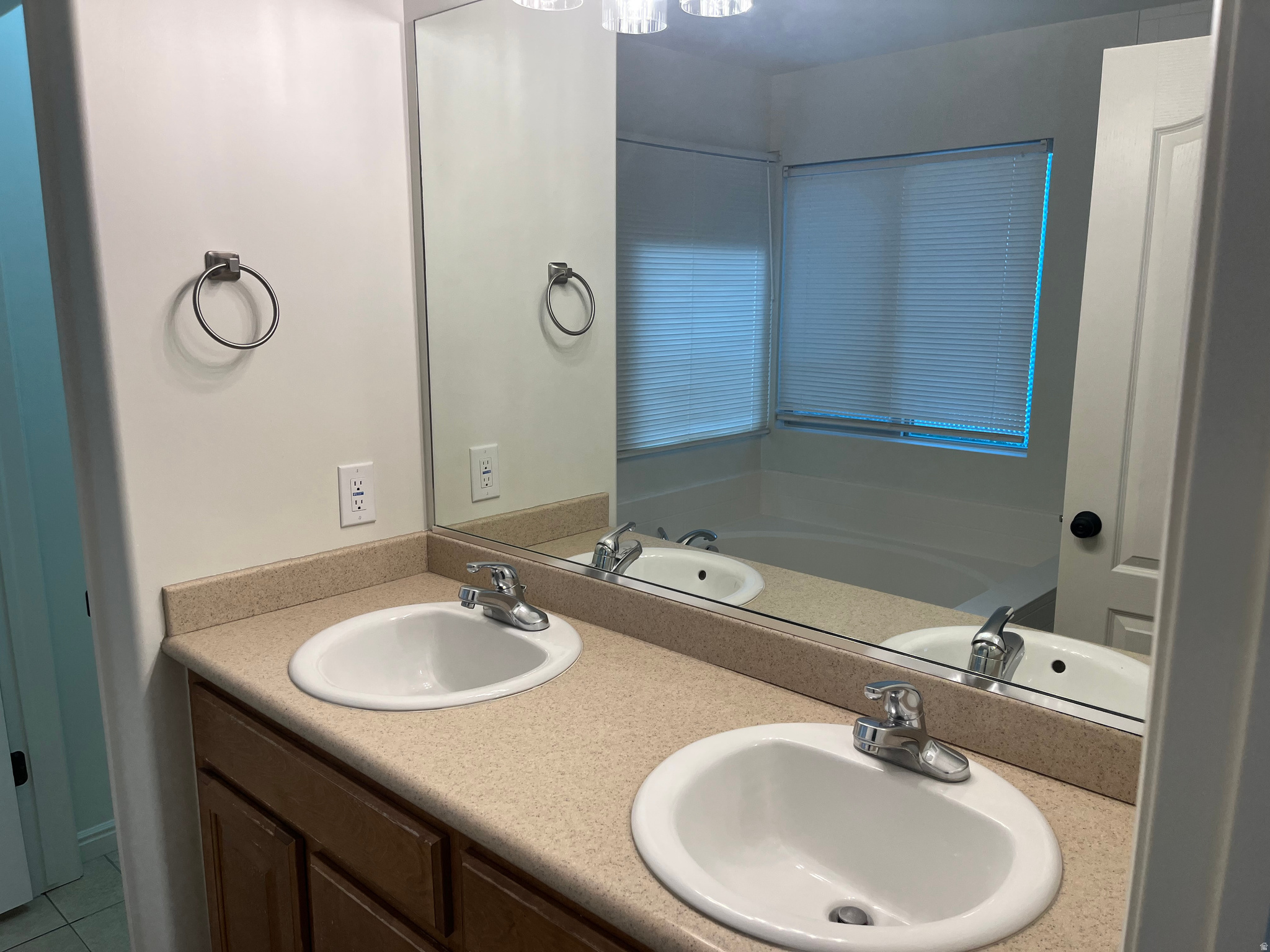 SHEFFIELD MANOR - Residential