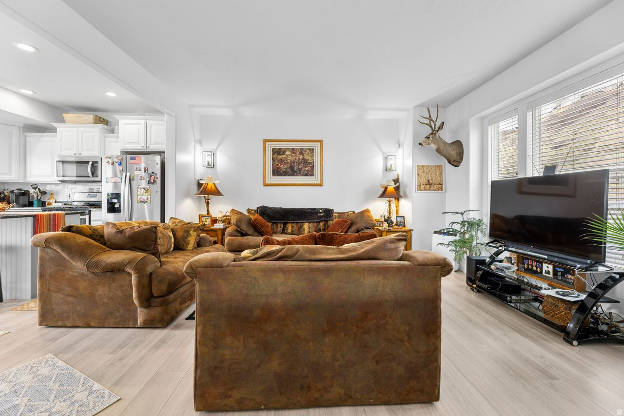 DEARBOURNE HEIGHTS - Residential