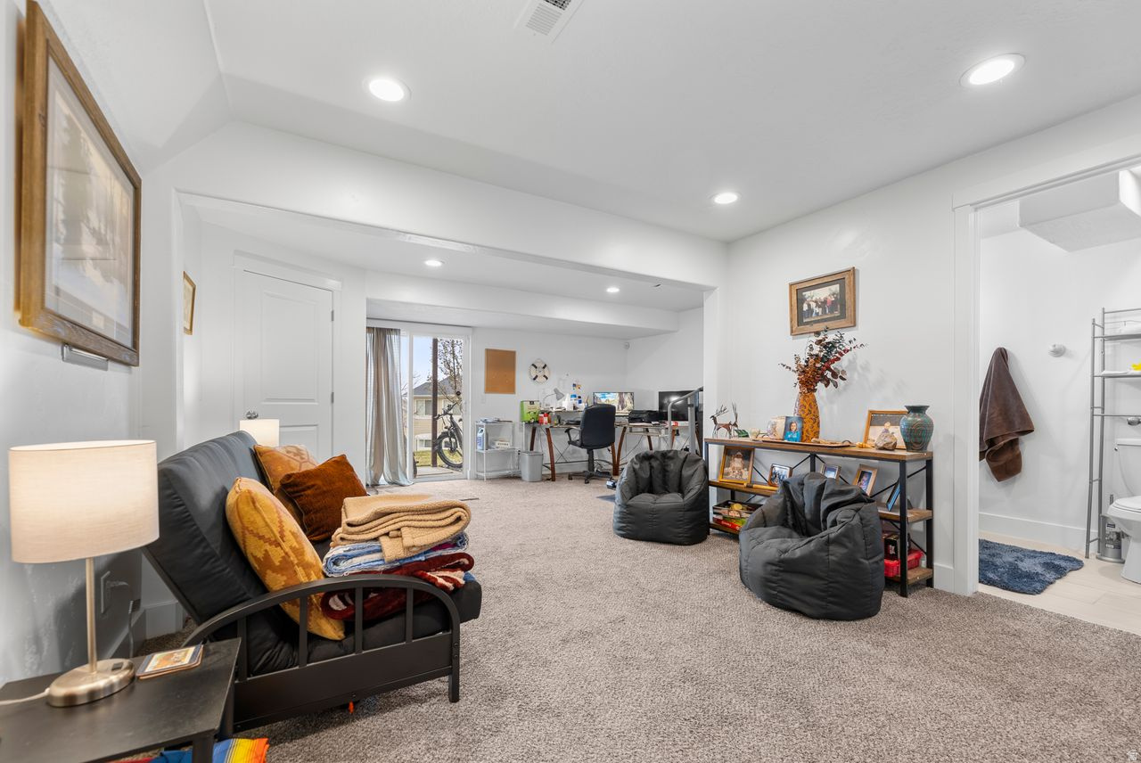 DEARBOURNE HEIGHTS - Residential