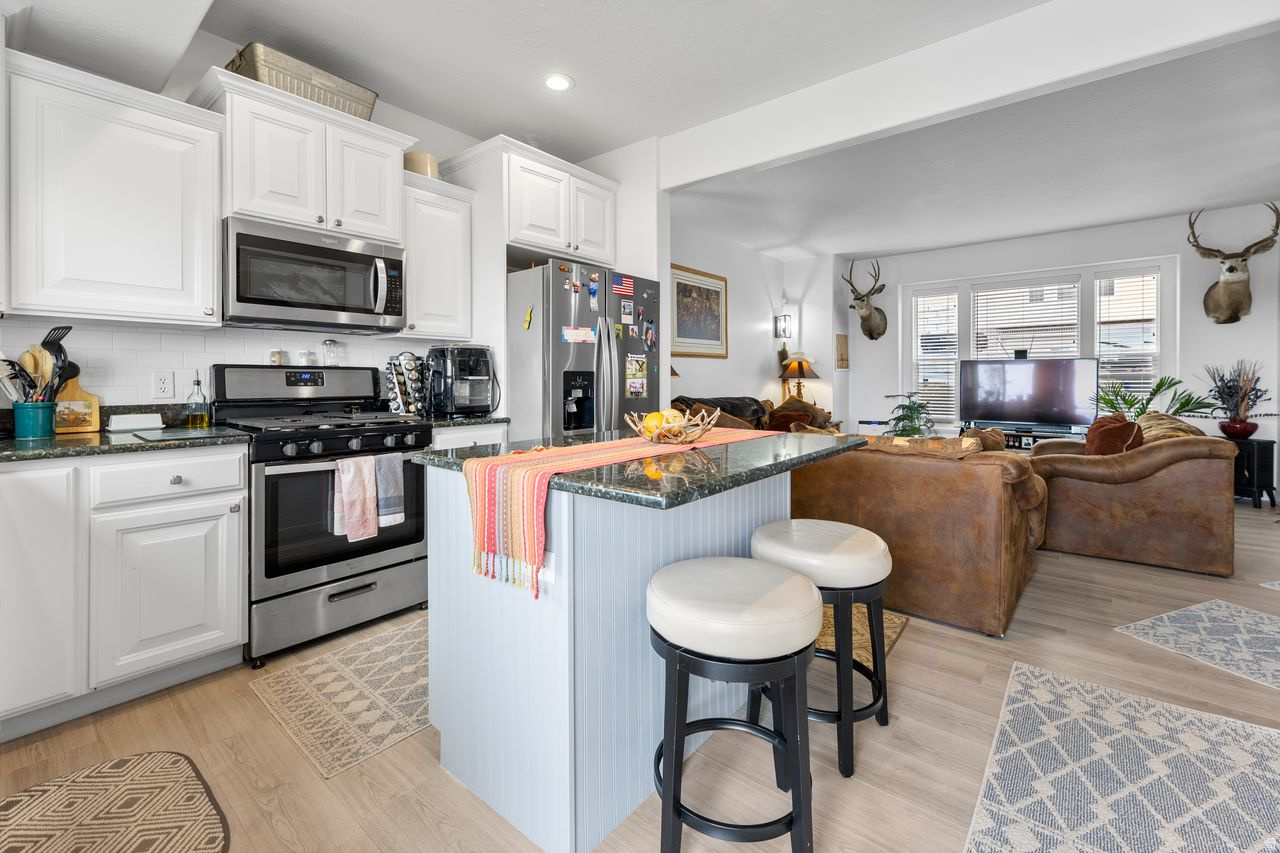 DEARBOURNE HEIGHTS - Residential