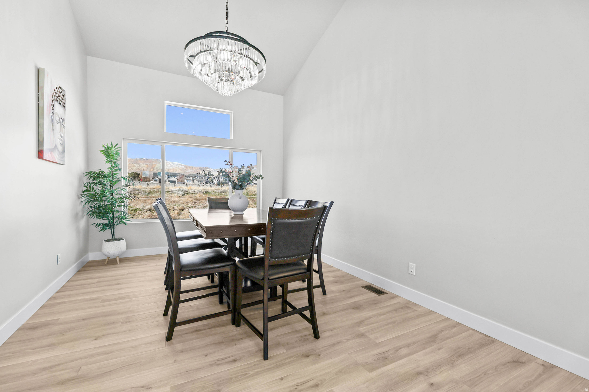 HIDDEN OAKS - Residential