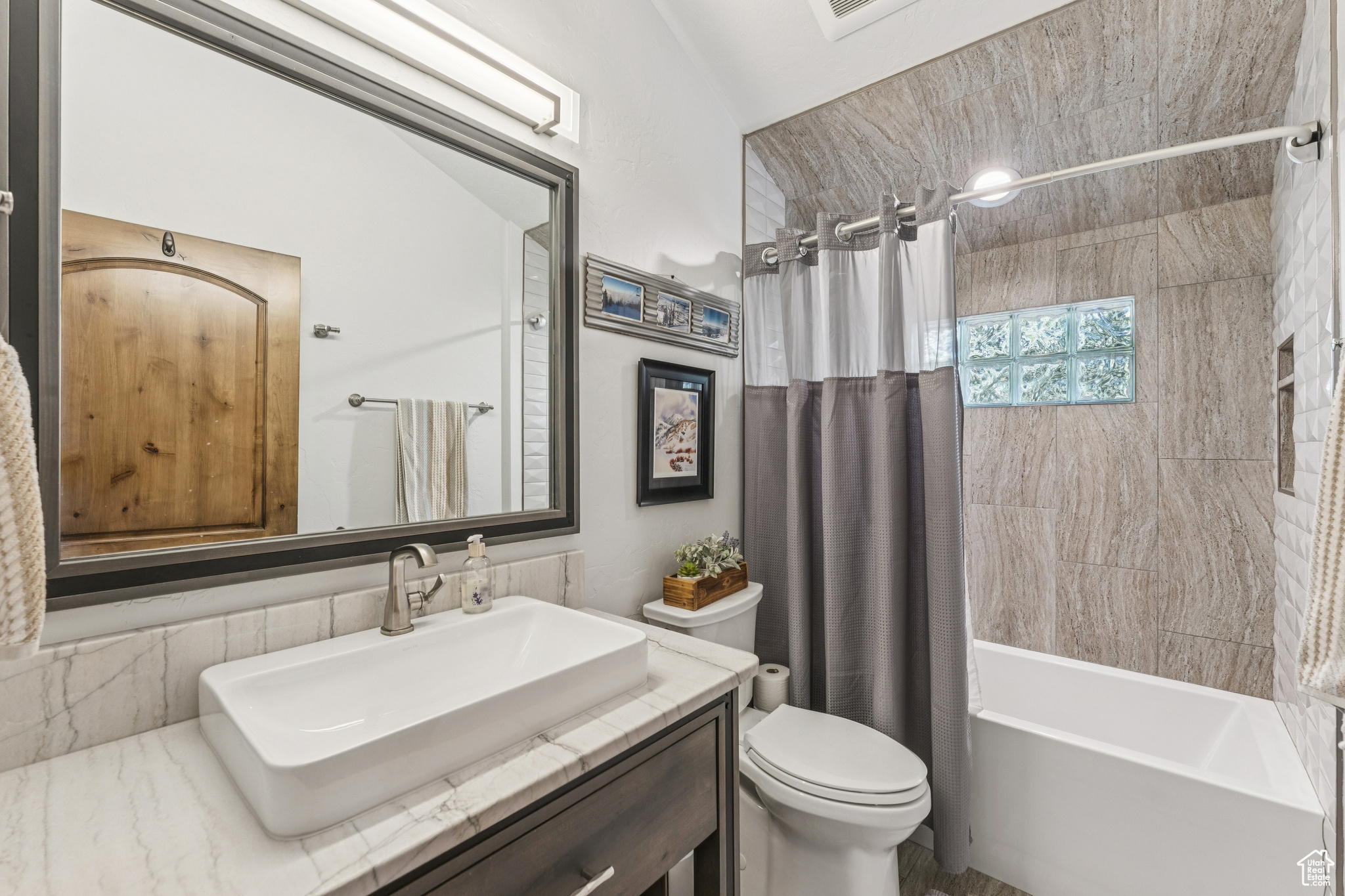 THAYNES CANYON SUBDIVISION - Residential