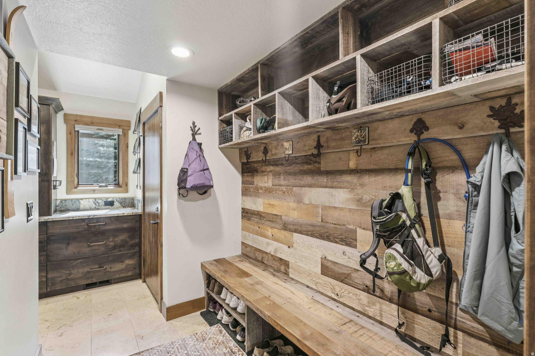 THAYNES CANYON SUBDIVISION - Residential