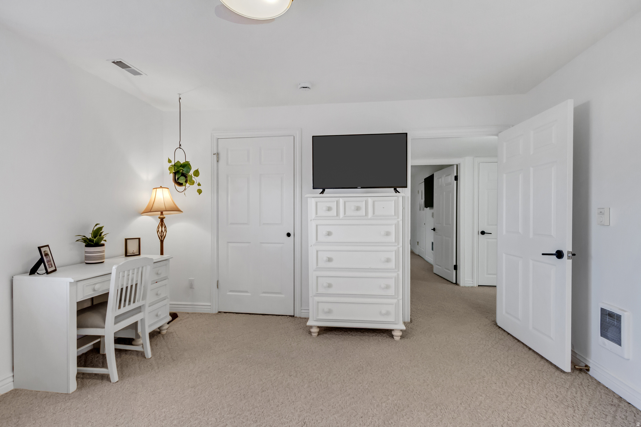 ROCK CANYON - Residential Income