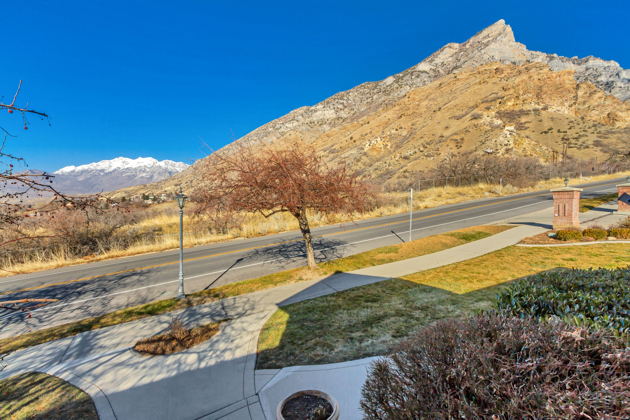 ROCK CANYON - Residential Income