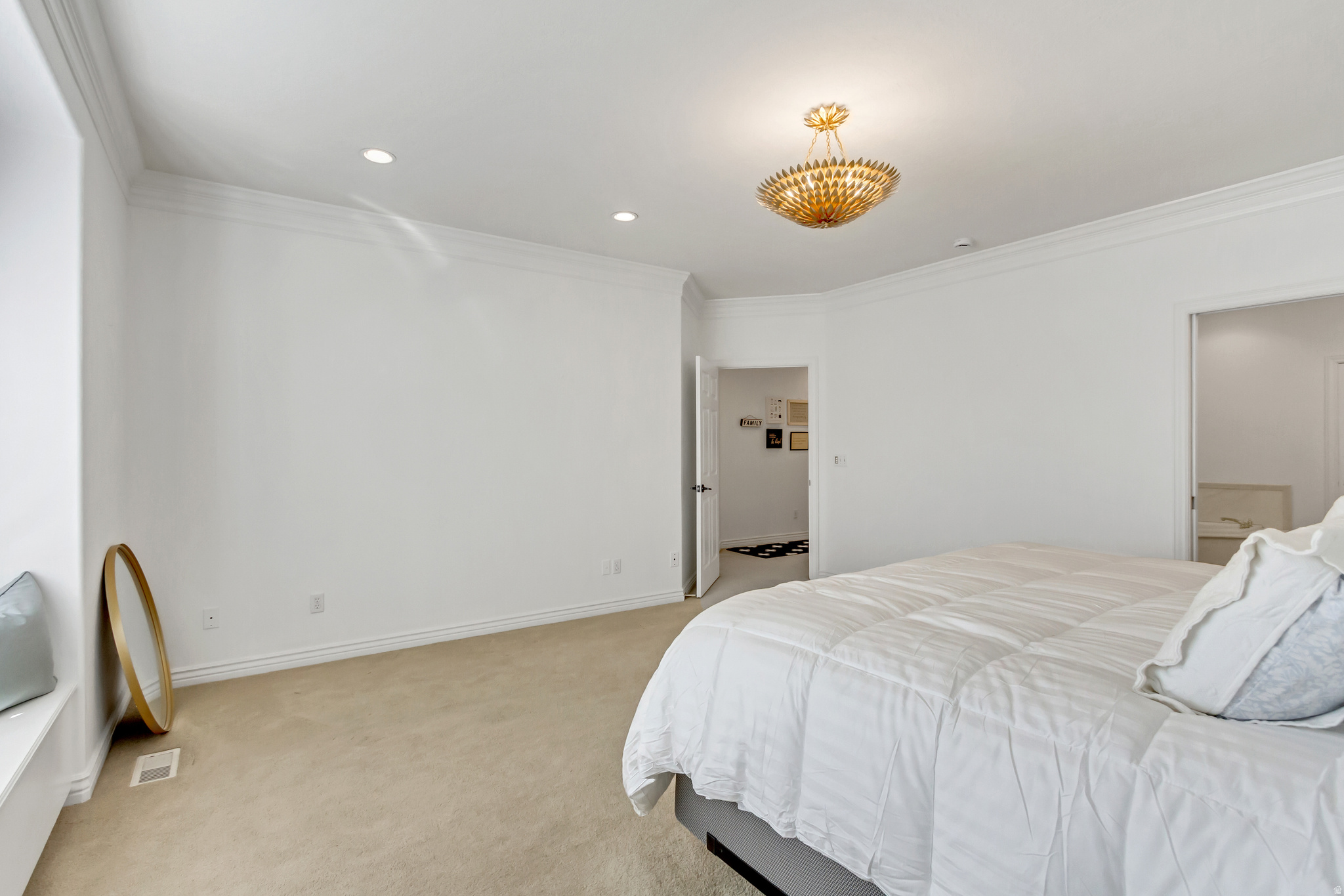 ROCK CANYON - Residential Income