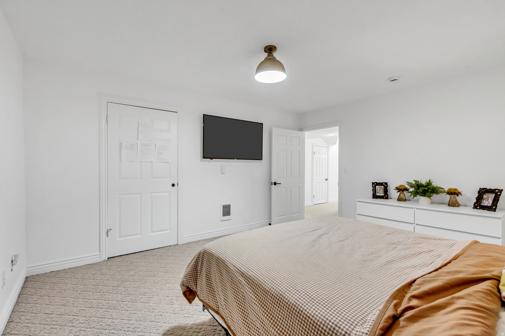 ROCK CANYON - Residential Income