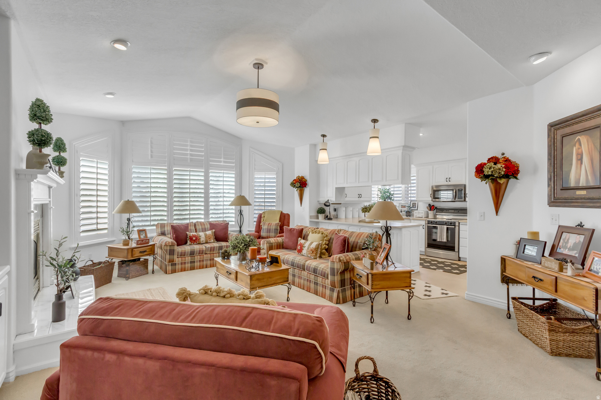 ROCK CANYON - Residential Income