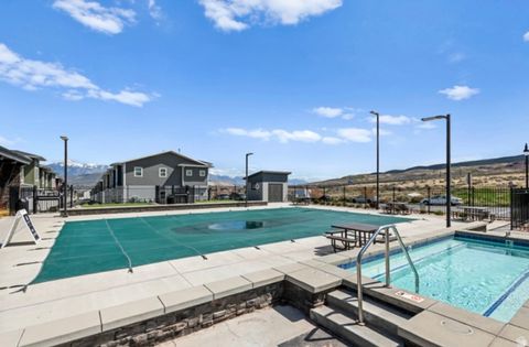 Tiny photo for 3779 W PURE NIRVANA LN S, Herriman, UT 84096 (MLS # 2151055)