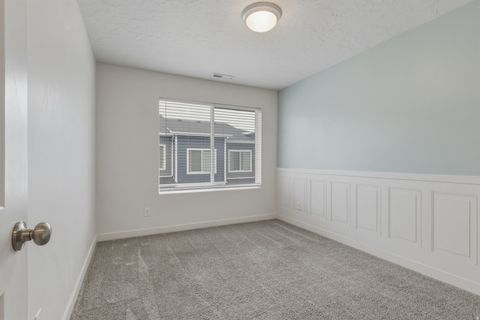 Tiny photo for 3779 W PURE NIRVANA LN S, Herriman, UT 84096 (MLS # 2151055)