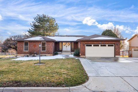 Photo of 731 W 3750 N, Pleasant View, UT 84414 (MLS # 2134046)