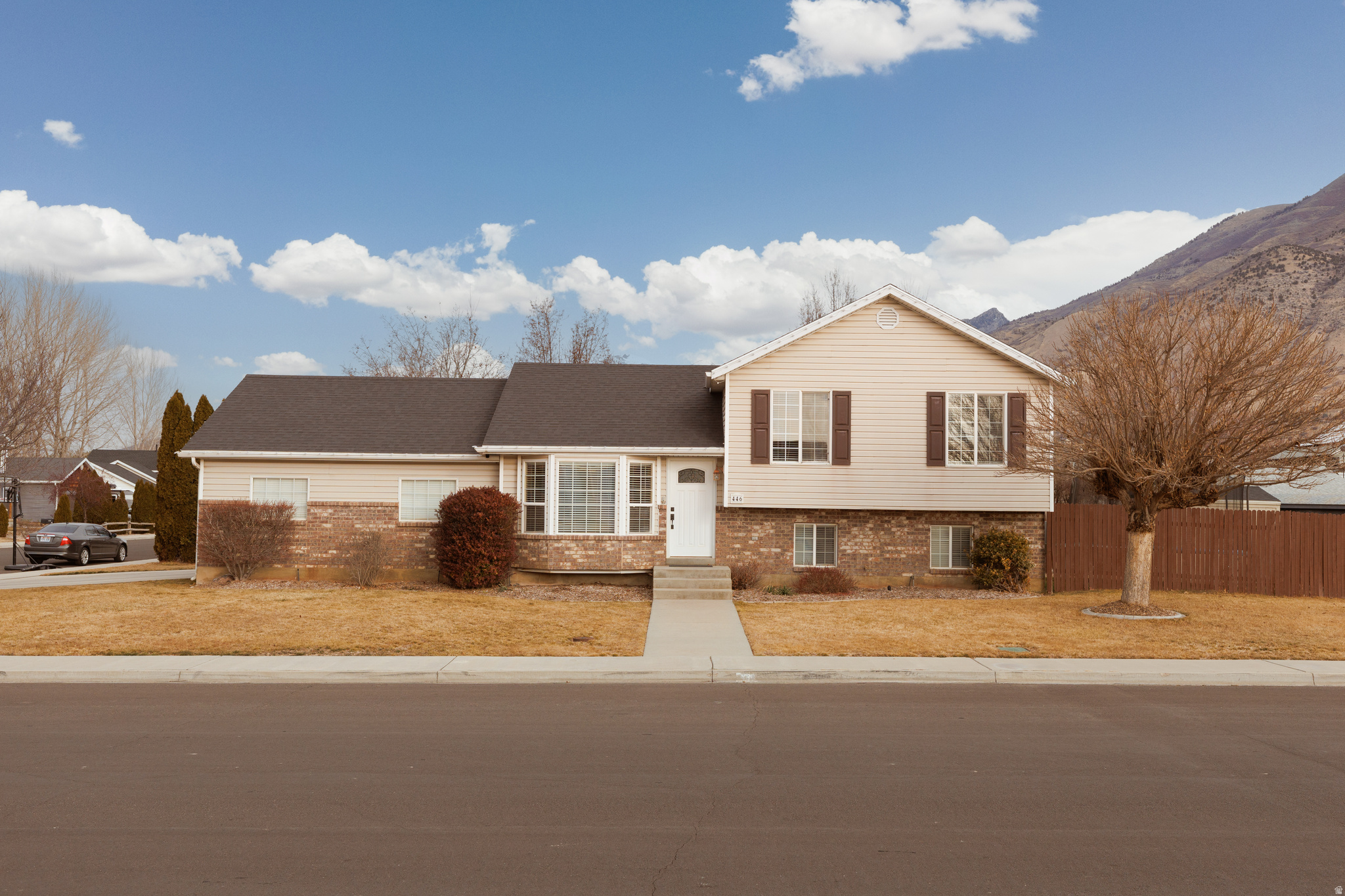 MANILA MANOR - Residential