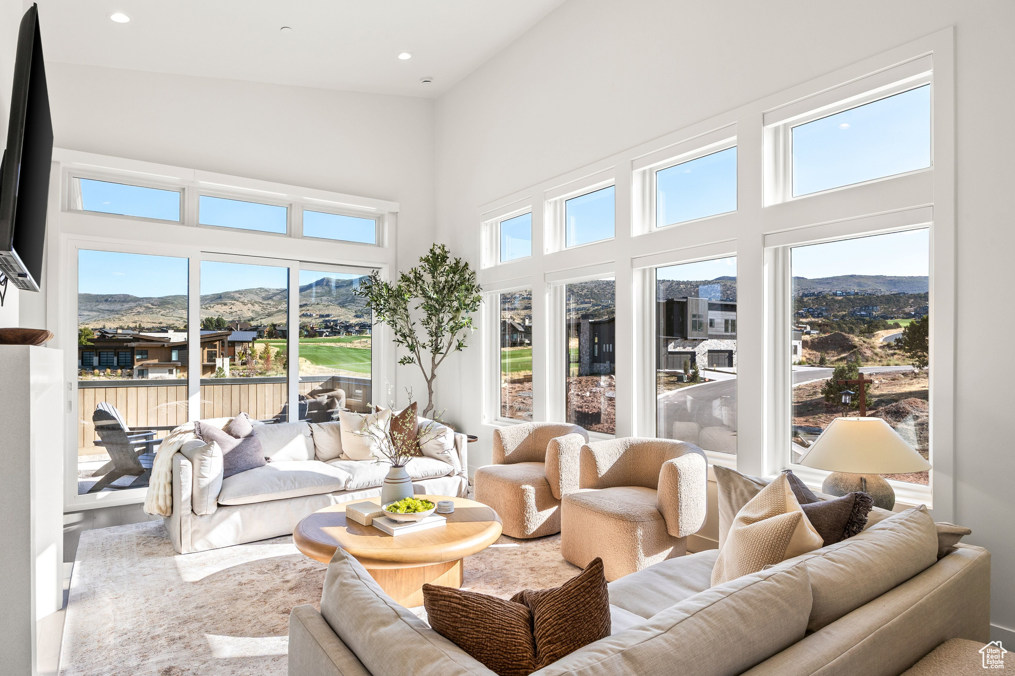 RED LEDGES - Residential
