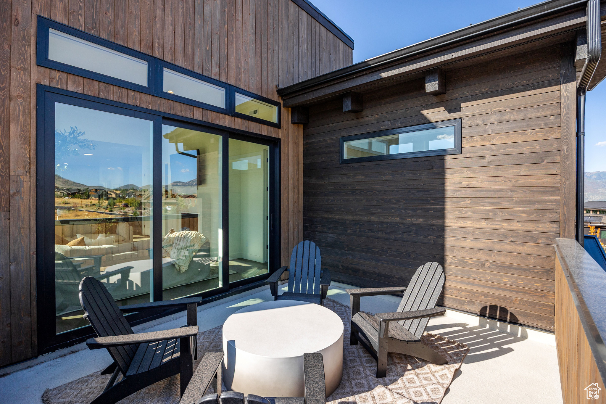RED LEDGES - Residential