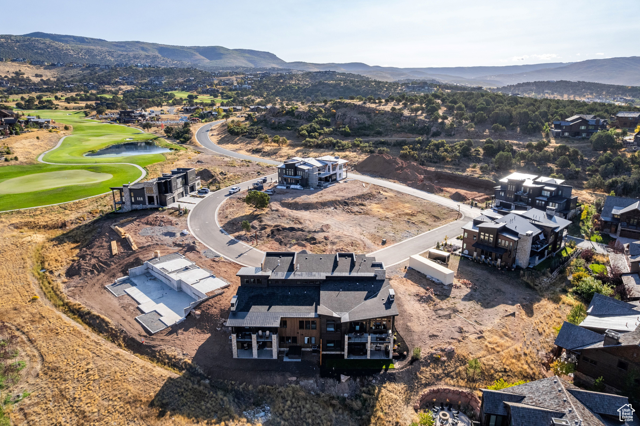 RED LEDGES - Residential