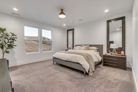 Tiny photo for 1701 W OAKRIDGE CIR, Lehi, UT 84043 (MLS # 2134300)
