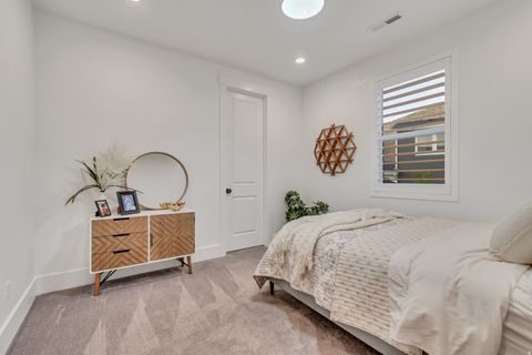 Tiny photo for 1701 W OAKRIDGE CIR, Lehi, UT 84043 (MLS # 2134300)