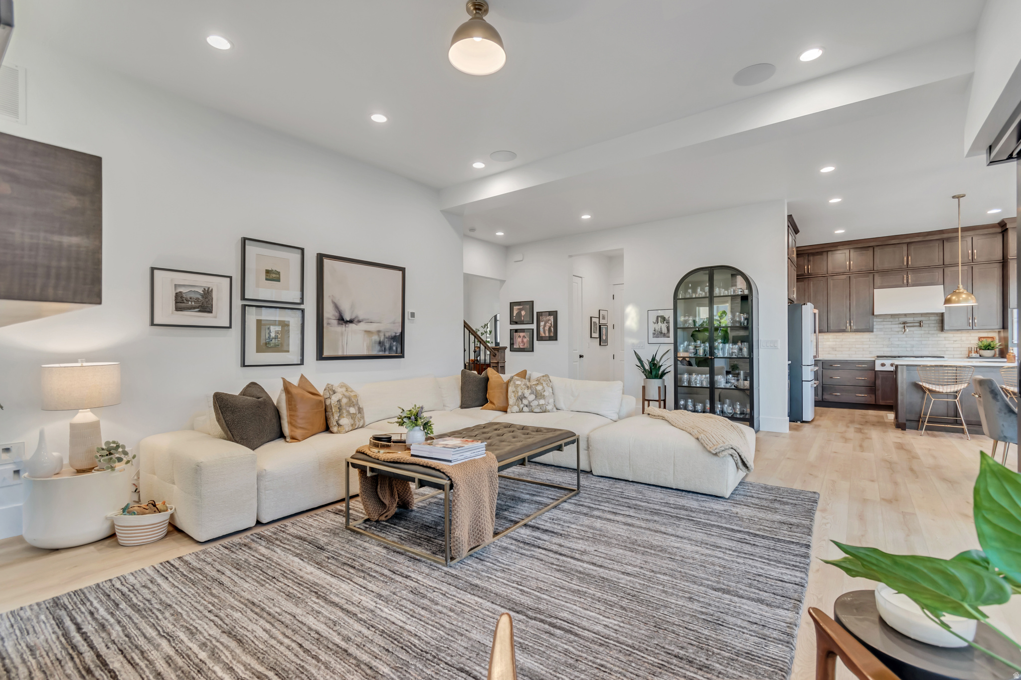 HIDDEN CANYON - Residential