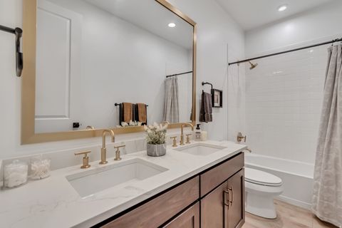 Tiny photo for 1701 W OAKRIDGE CIR, Lehi, UT 84043 (MLS # 2134300)