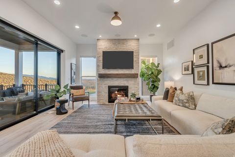 Tiny photo for 1701 W OAKRIDGE CIR, Lehi, UT 84043 (MLS # 2134300)