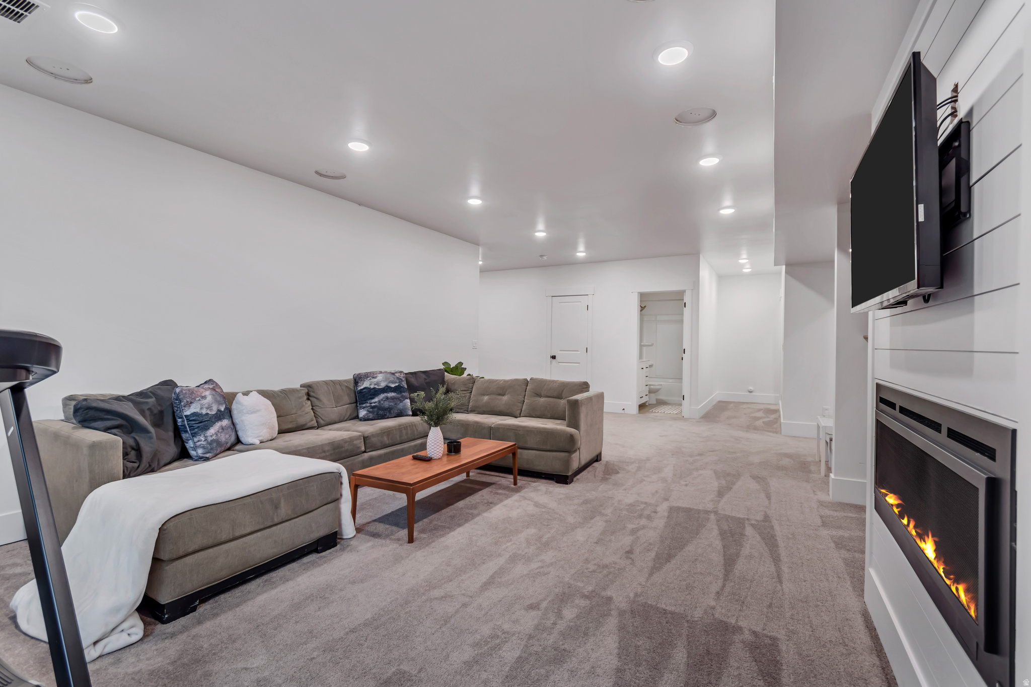 HIDDEN CANYON - Residential