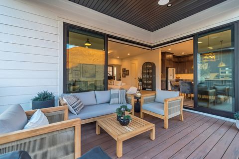 Tiny photo for 1701 W OAKRIDGE CIR, Lehi, UT 84043 (MLS # 2134300)