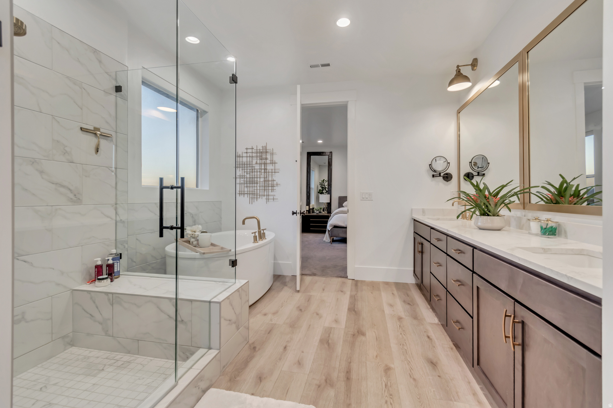 HIDDEN CANYON - Residential