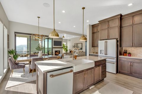 Tiny photo for 1701 W OAKRIDGE CIR, Lehi, UT 84043 (MLS # 2134300)