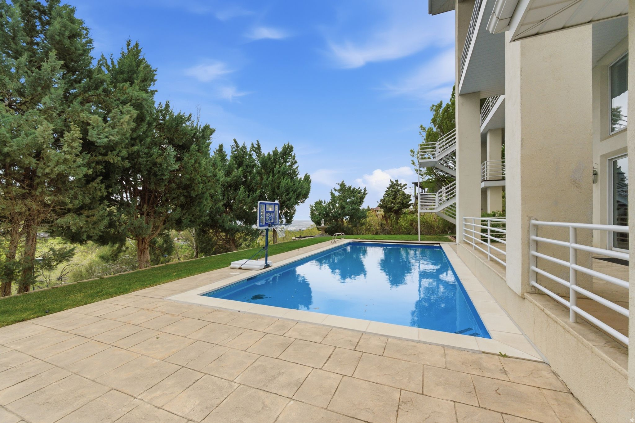 RIDGE ESTATES OF MAPLE HILLS - Residential