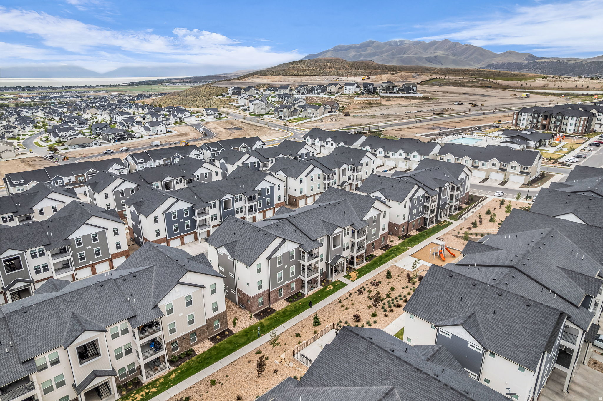 HIGHRIDGE - Residential