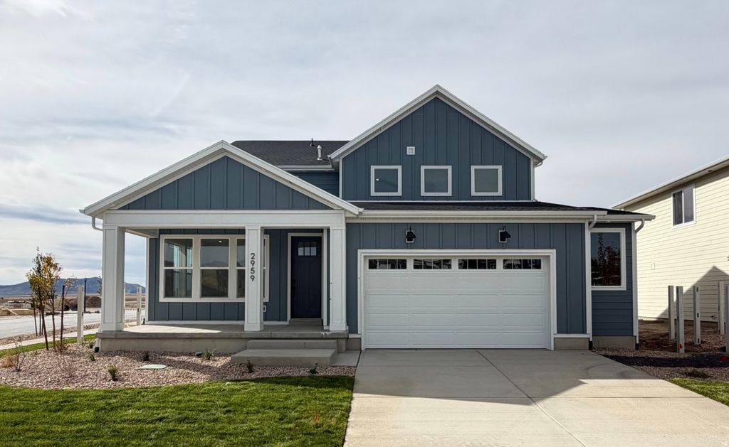 Photo of 2549 N KINGBIRD DR #613, Eagle Mountain, UT 84005 (MLS # 2122038)