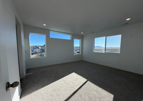 Tiny photo for 2959 N KINGBIRD DR #613, Eagle Mountain, UT 84005 (MLS # 2122038)