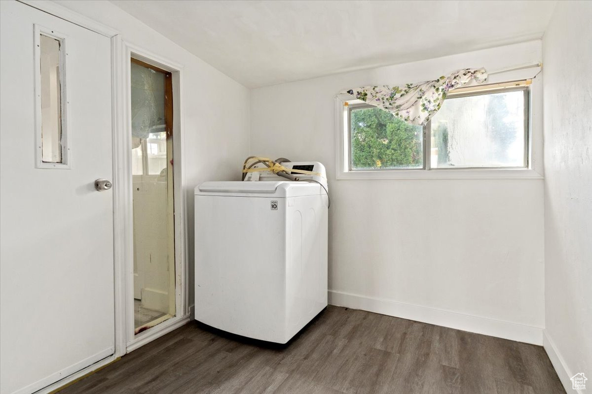 SANDEE VILLAGE - Residential