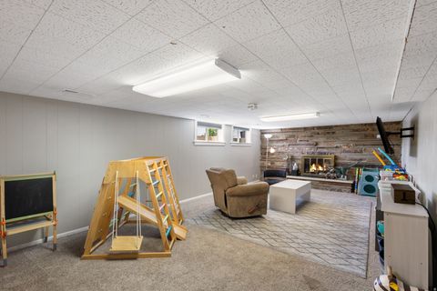 Tiny photo for 121 S INGLEWOOD DR E, Orem, UT 84097 (MLS # 2155051)