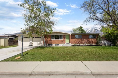 Photo of 121 S INGLEWOOD DR E, Orem, UT 84097 (MLS # 2155051)