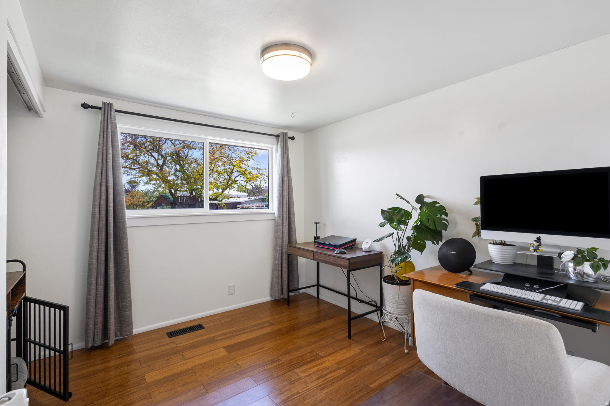 INGLEWOOD PARK - Residential
