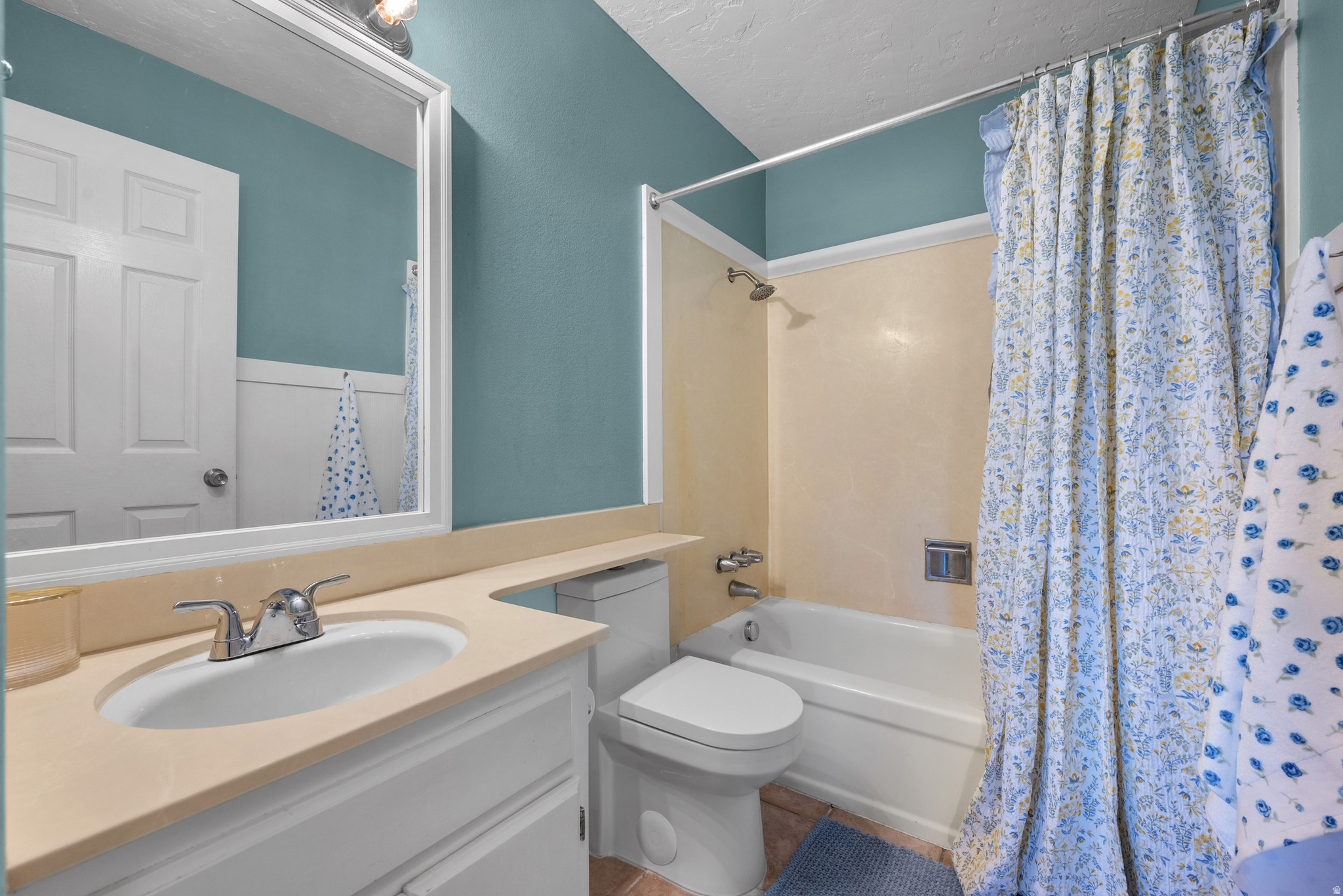 OAK CREST CONDO - Residential