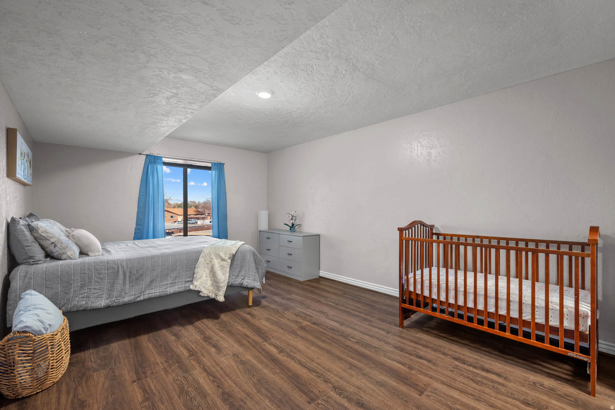 OAK CREST CONDO - Residential