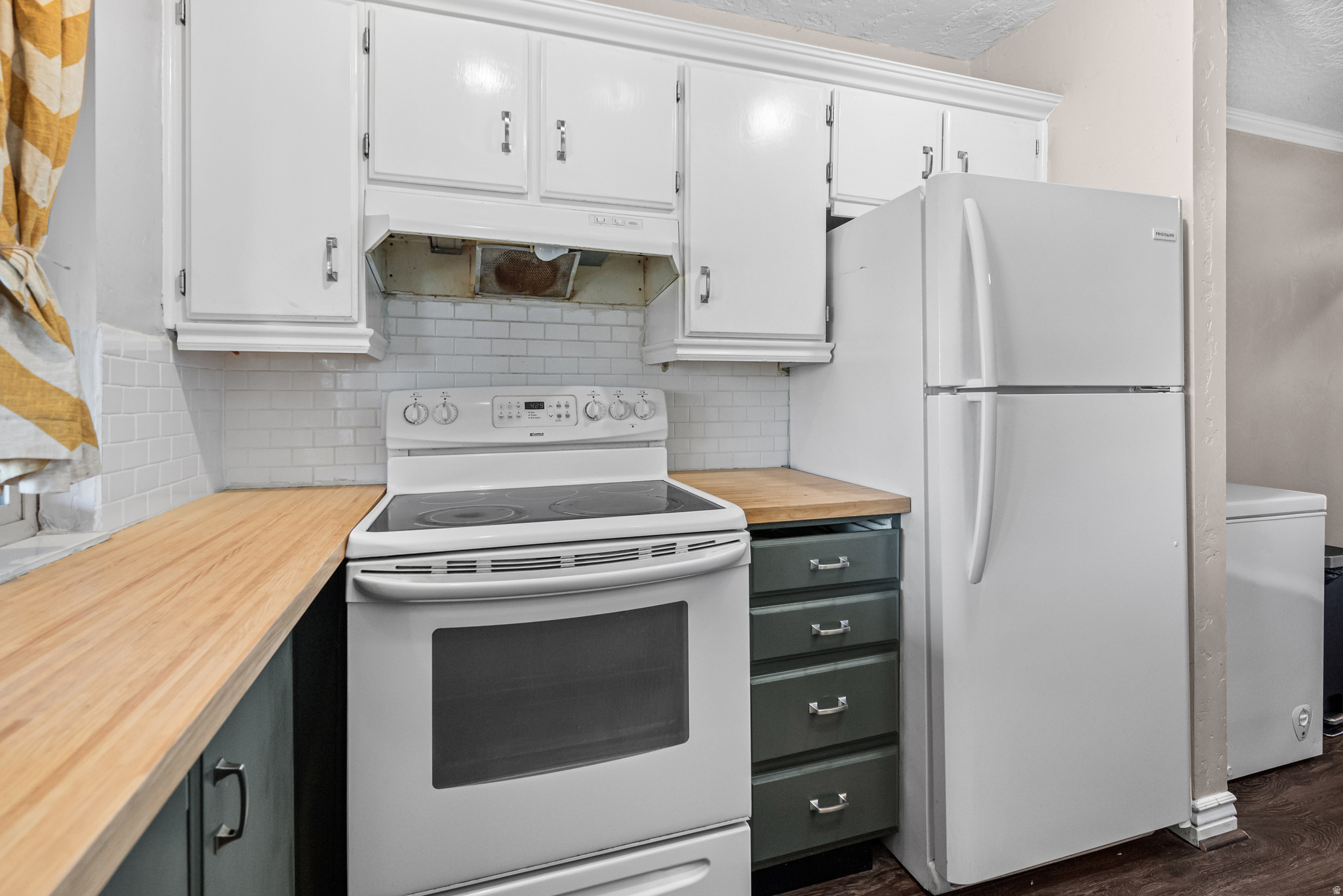 OAK CREST CONDO - Residential